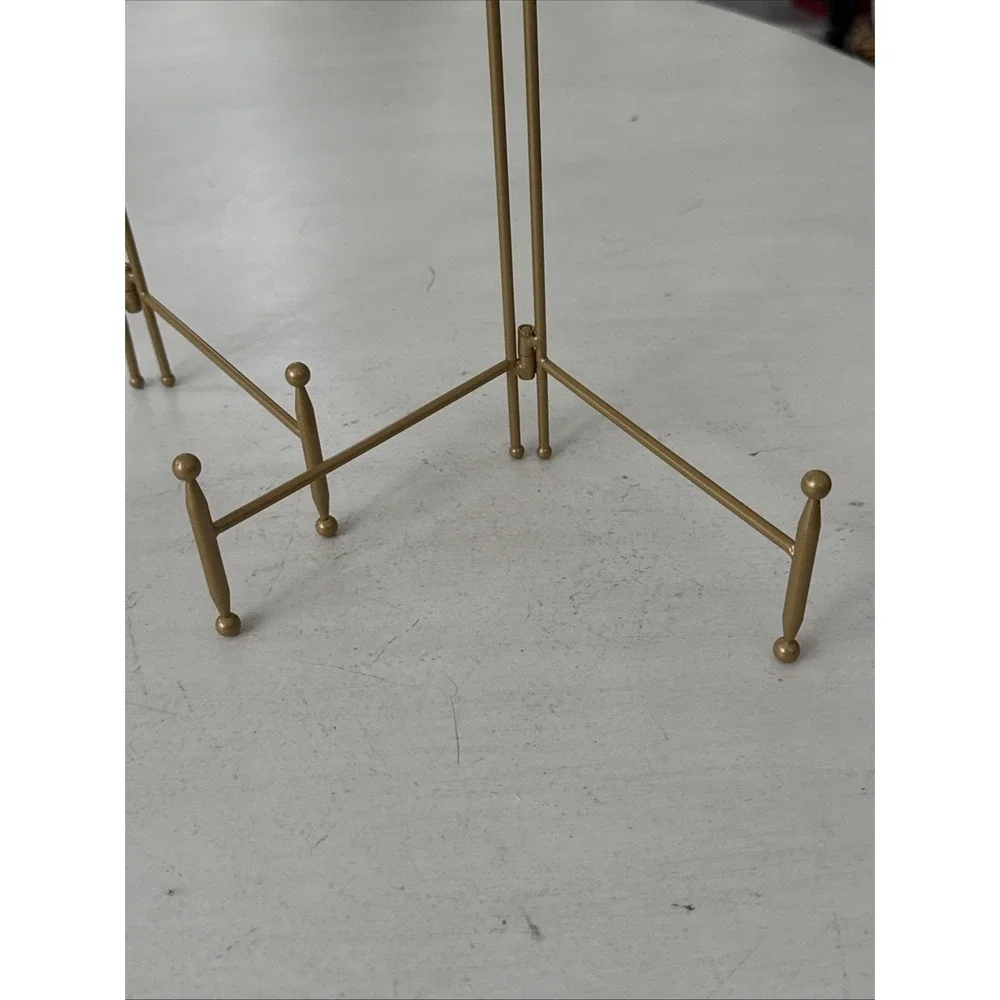 Gold Plate Stands, 12